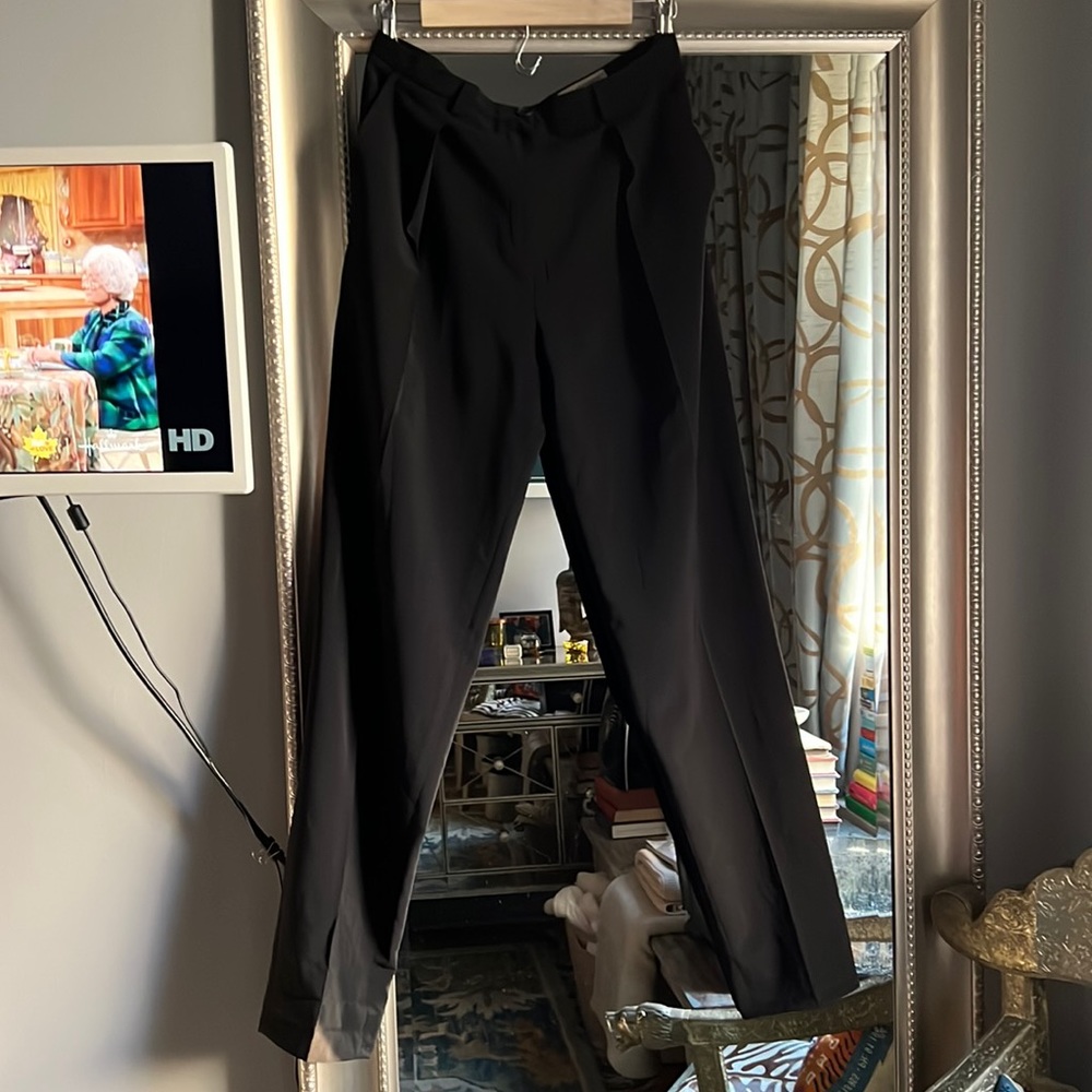 Ivan Grundahl high waist pleat front black dress pants. Straight leg. 38